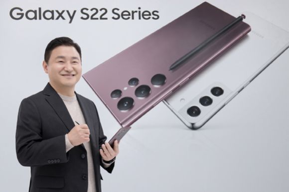 三星发布Galaxy S22 Ultra手机，首次自带S Pen-1